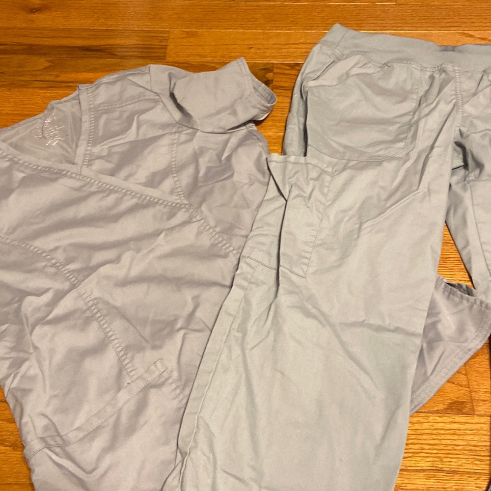 Light grey scrub top and bottom